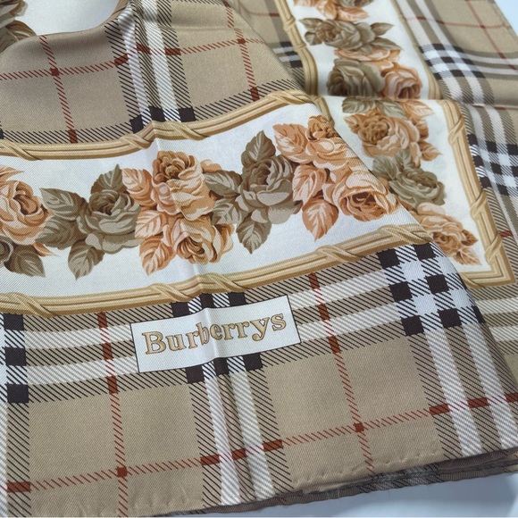 Burberrys vintage silk scarf - Picture 5 of 12